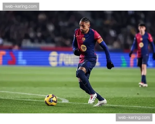 拉菲尼亚近两场三球 成巴萨进攻端重要火力点